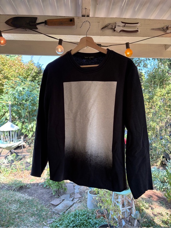 Banana Republic Sweaters - Cropped Women’s Large Banana Republic Graphic Crewneck, Black